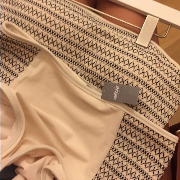 ISO aerie bikini - Picture 1 of 1